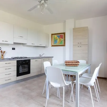 Gardasun 2 Lovely Flat Close Pet Friendly